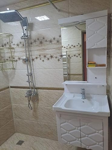 sabirabad ev satışı: 3 otaqlı mənzil – tam mebellə - Geniş və işıqlı zal: divardan asılan — 3