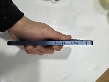 prodat iphone: IPhone 14, Mavi, Face ID — 4