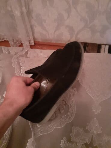 kişi üçün çimərlik ayaqqabısı: Kişi ayaqqabıları dəsti 4cutdu razmerler 40 hamisi bir yerde satilir — 5