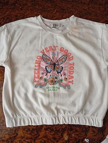 Детская одежда и обувь: Hər vaxtınız xeyir olsun. 5-6 yaş arası qız usağı üçün nəzərdə — 1