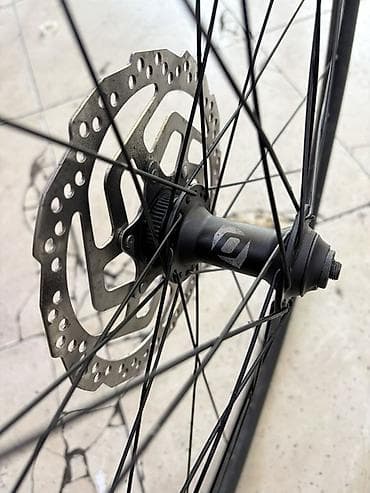 maxxis: Synchros 29" MTB təkər cütü - Ölçü: 29" - Brend/model: Syncros (jant — 7