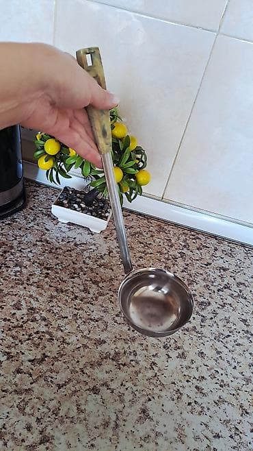 comcə: Paslanmayan poladdan hazırlanmış mətbəx kepçəsi - Material — 3