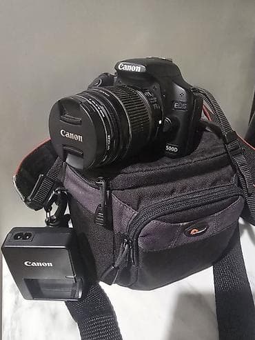 Canon EOS 500D DSLR fotoaparat dəsti və 16 GB liq uaddaş kartı — 2