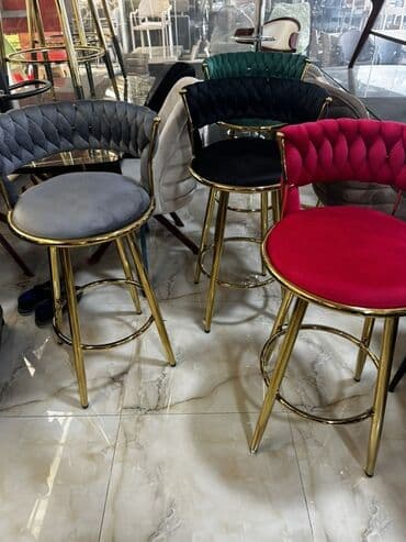 metbex oturacaqlari: Müasir üslubda hazırlanmış bu bar taburesi oturma sahəsinə eleqantlıq — 1