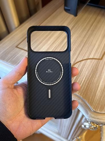 usb type c: IPhone 17 Pro Max Pitaka Case Ultraslim 1 defe taxılıb telefona — 5