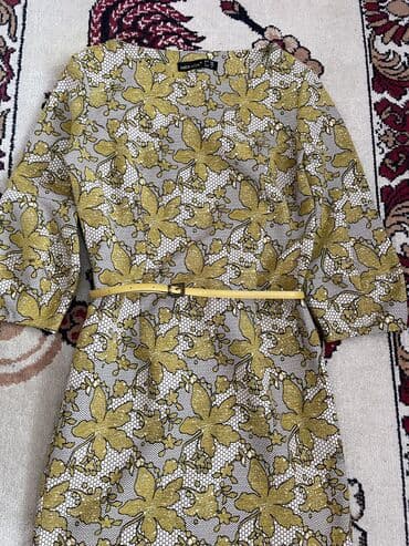 кыргызское национальное платье: Əyində çox gözəl duruşu var.Baha alınıb.Yeni kimidir.34-36 bədənə — 1