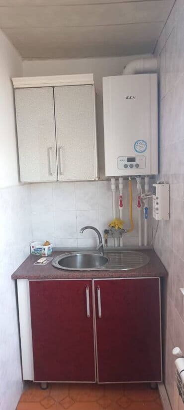 günəşlidə kirayə: Xətai rayonu,Kğhnə Günəşli qəsəbəsi,Afrodita restoranının yaxınlığı,10 — 7