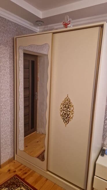Kupe, 2 qapılı Düz dolab, Qarderob, paltar dolabı