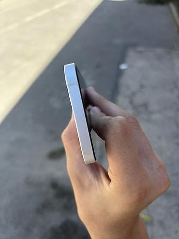 iphone xs maks: IPhone 12, Ağ, Face ID — 6