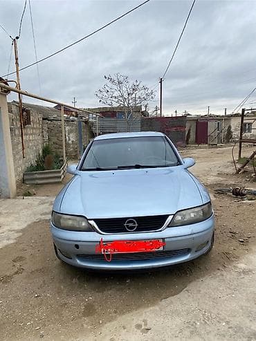 e 3 2: Opel Vectra B sedan - Kuzov: 4 qapılı sedan, açıq göy rəng - — 5