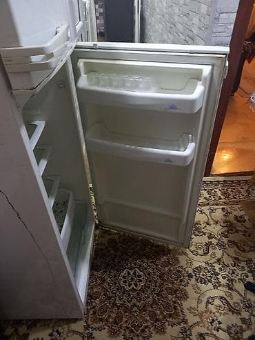 printer satilir: BEKO iki qapılı soyuducu - Rəng: ağ - Üst kamera: dondurucu, metal — 7