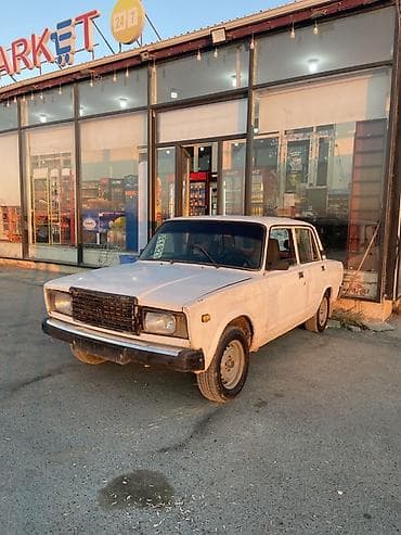 opel vectra a: VAZ 2107 sedan – klassik arxaötürücülü model - Kuzov: 4 qapılı sedan — 5