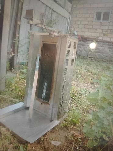 Restoran, kafe avadanlığı: *Seva Xirdalan* 4 gözlü üstdən matorlu Donər aparati satilir. 0 faza — 1