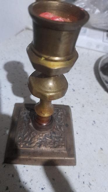 Вазы: Bürünc şamdan - Material: tam metal bürünc/mis ərintisi - Dizayn — 1