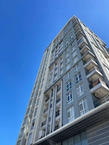 xocasəndə evlər: Badamdarda 2-ci massivdə 18 mertebeli binanın 16-ci mərtəbəsində — 9