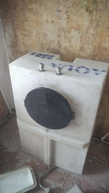 Bağ evi və bağ üçün hərşey: Uzunluğu 1.03 sm Eni 69 sm Hündürlu 39 sm,Qapakla birlikdə 46 — 1