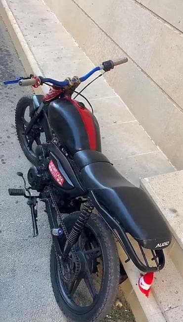 Moto tecili satılır problemi tormuz yoxdu,dinama yanıb ama belə — 1