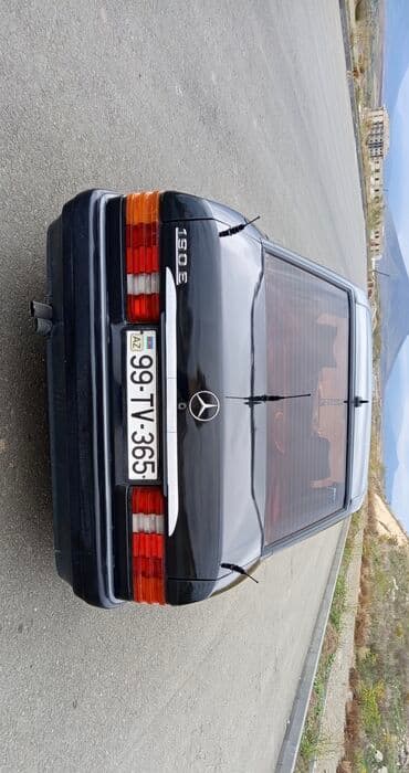 чехлы для авто: Mercedes-Benz 190 (W201): 1.8 l | 1991 il Sedan — 4