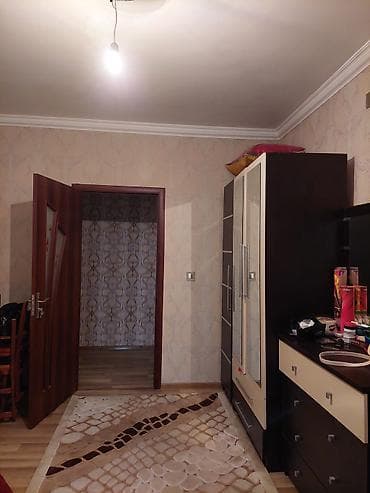 qaraj icare: Sabir 1. 5-ci mərtəbə 2 otaq ev satılır 93000 — 6