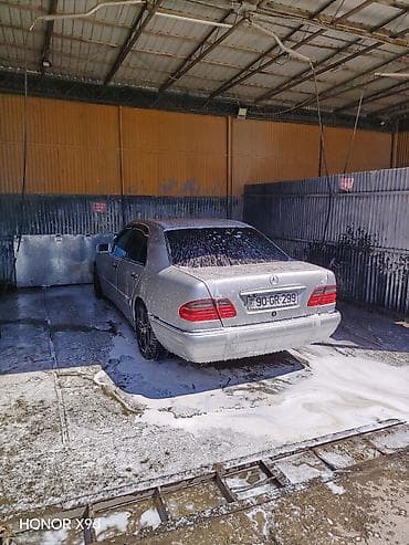 bmw e39 салон: Mercedes-Benz 230: 2.3 л | 1995 г. Седан — 5
