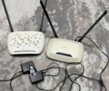 masazir internet: İki ədəd Wi‑Fi yönləndiricisi router yaxşı işlək vəziyyətdə real alana — 1