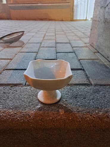 tort qab: Tort və şiriniyyat qabı, rəng - Ağ, Türkiyə — 2