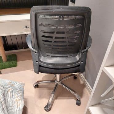 стул на колесиках: Bu ofis kreslosu uzun müddətli istifadə üçün rahatlıq təmin etmək — 4