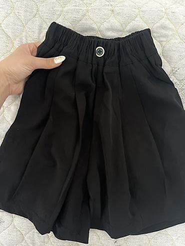 Шорты: Qara geniş kəsimli qadın şortu - Rəng: qara - Model: yüksək belli — 3