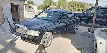 mersedes kreditle: Mercedes-Benz 190 (W201): 2 l | 1992 il Sedan — 4