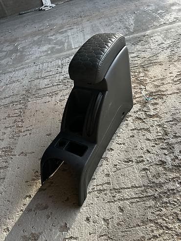 ravon: Chevrolet Cobalt Ravon R4 üçün qolaltı Demək olar işlədilməyib Maşın — 4