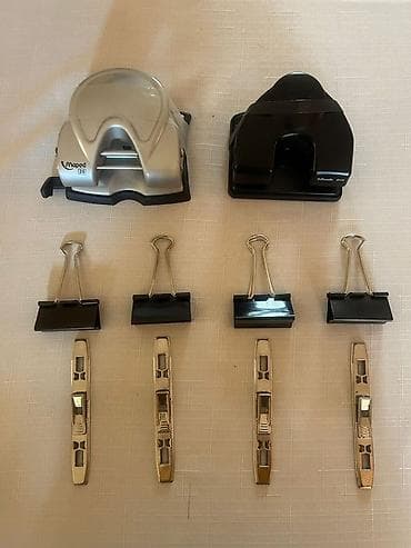 Video oyunlar və konsollar: Ofis dəftərxana ləvazimatları dəsti Tərkib: - 2 ədəd iki deşikli — 1