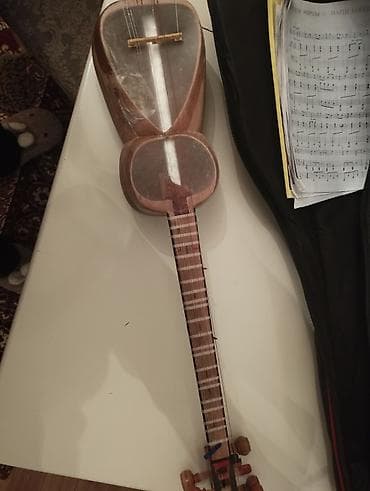 Tar: Tar – milli simli musiqi aləti - Korpus: iki hissəli armud formalı — 3