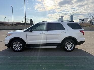 Автозапчасти: Ford Explorer, ağ rəngli, 7 yerlik tam ölçülü SUV. Əsas — 6