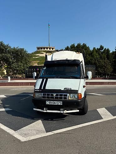 ucuz elektrikli avtomobil: QAZ Qazel, 1998 il, motor 2.5 l, Bort, İşlənmiş — 1