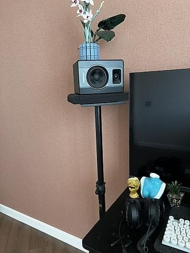 dynacord cms 1600: M audio bx 4 bt satılır. Üzərində southmotionun kalomka stoykalarıda — 1