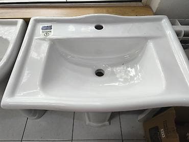 Duş şlanqları: Sanitar keramik lavabosu – piyada (pedestal) dayaqla - Material — 2