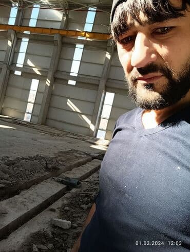 icare avtomobil qalmaq serti ile: Səssiz tozsuz səliqəli kəsim. Beton katlavan monolit kubik — 1