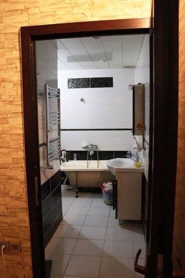 ipoteka ile satilan menziller: 3 otaqlı, Yeni tikili, 130 kv. m — 9