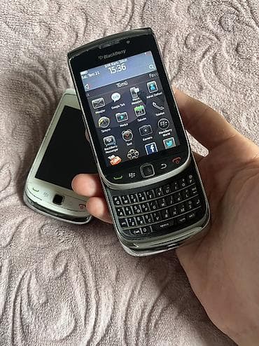 iphone telfon: Blackberry Torch 9800 — 4
