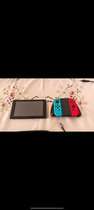 nintendo switch cip: Nintendo Switch konsolu yaxsi veziyyetdedi dock var hdmi ile — 3