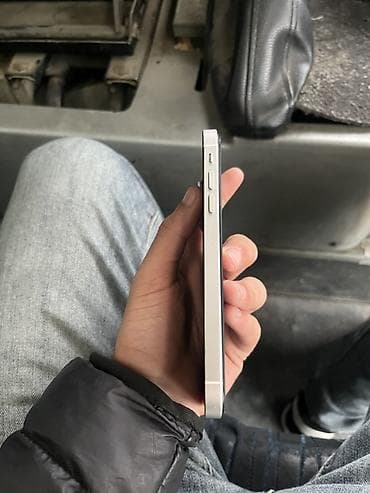 ipon 12: IPhone Xr, 128 GB, Qara, Face ID — 5