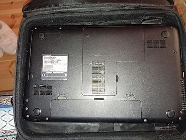 kompüter keys: Noutbuk çantası - Rəng: qara, üst hissədə incə qırmızı xətt detallı - — 4