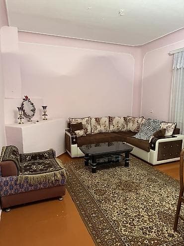 masazirda satilan evler type 1: Novxanıda elit məhlədə hovuzlu ev kirayə verirəm. İki mətbəx, 3 otaq — 4