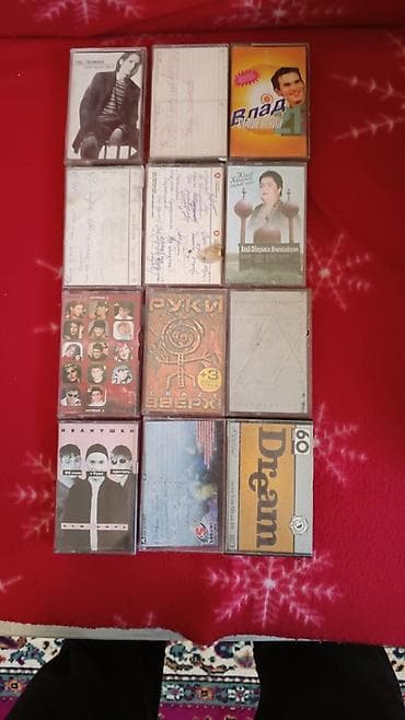 kasetli: Audio kasetləri kolleksiyası – qarışıq beynəlxalq və yerli musiqilər — 6