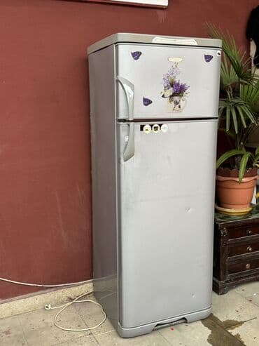 холодилник: 2 двери Холодильник Продажа, цвет - Серебристый — 1