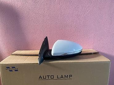 Kia Cerato 2019 yan guzguleri . Kia Forte-Cerato 2020 on sag ( sağ )