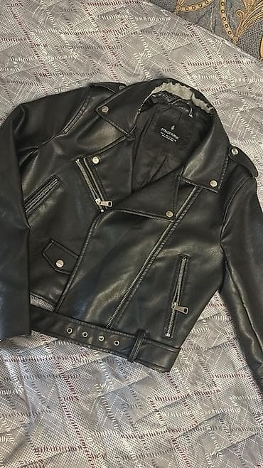 Dəri kurtka, Stradivarius, S