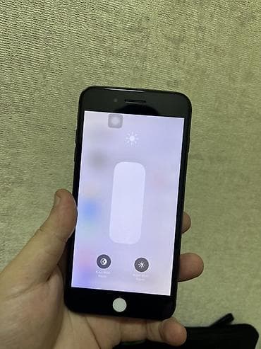 15 pro max ikinci el: IPhone 8 Plus, 64 GB, Qara, Zəmanət, Barmaq izi, Simsiz şarj — 5