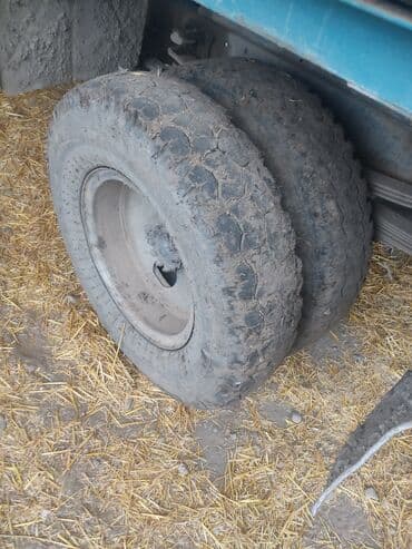 Akkumulyatorlar: QAZ : 0.1 l | 1988 il 13500000 km — 9