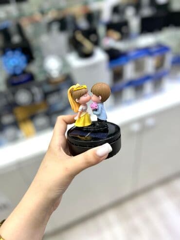 oğlan qız əl şəkilləri: Fiqur, Plastik, rəng - Qara — 1